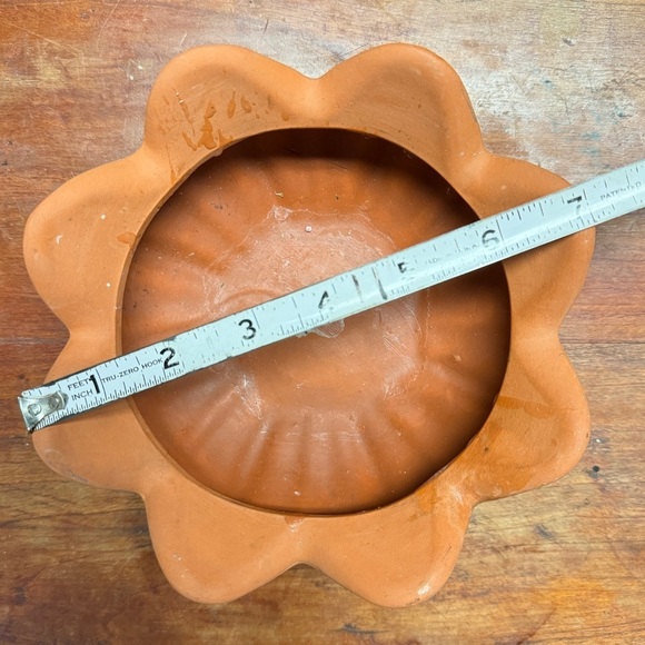 Terracotta Flower Planter Pot Bowl - Picture 11 of 11